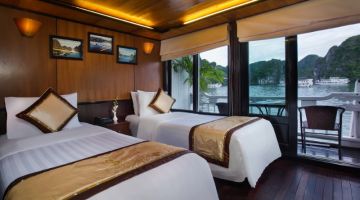 Luxury Twin private balcony