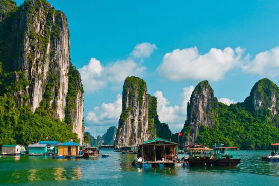 Vietnam’s Golden Bridge, fishing village reaffirm awesome reputation