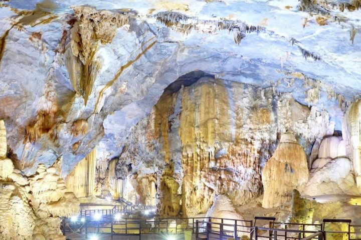 TOUR HUẾ - ĐỘNG THIÊN ĐƯỜNG